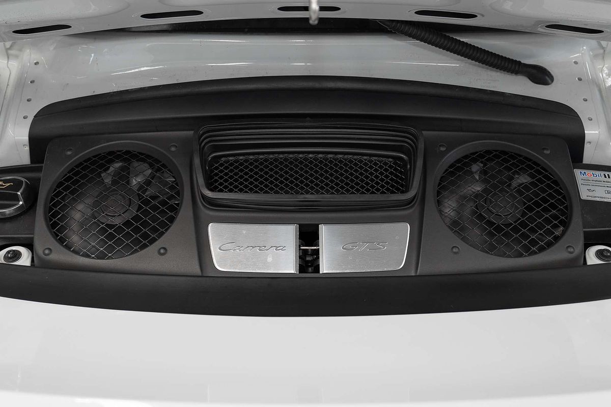 2022 Porsche 911 Carrera Review: Everyday Sports Car Perfection