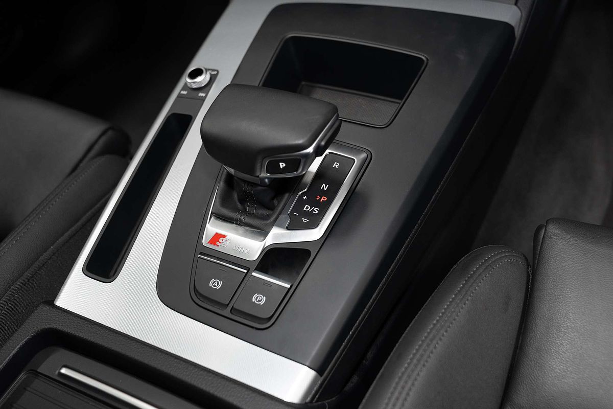 2023 Audi Q5 55 TFSI e S line Review: Plug-In Hybrid Luxury Done Right