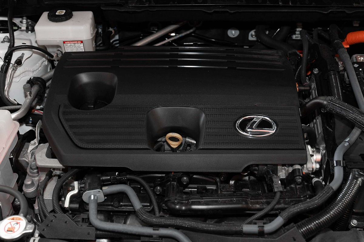 2024 Lexus NX NX350h Luxury Review: Premium Hybrid SUV With Confidence & Comfort