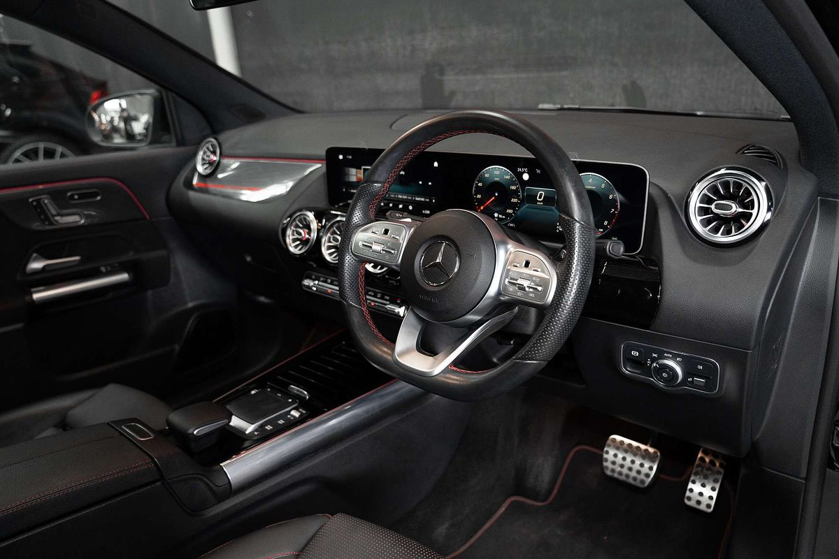 2020 Mercedes-Benz GLA250 Review: Compact Luxury with Everyday Versatility