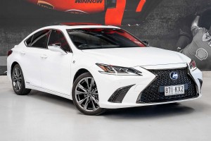 2020 Lexus ES ES300h F Sport
