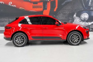 2017 Porsche Macan 