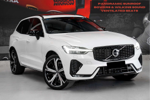 2021 Volvo XC60 B6 R-Design