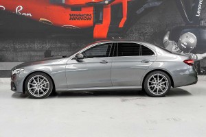 2021 Mercedes-Benz E-Class E200