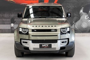 2023 Land Rover Defender 110 P300