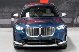 2024 BMW iX1 eDrive20 xLine