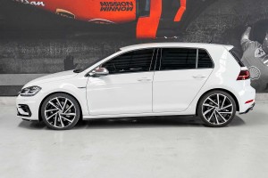 2020 Volkswagen Golf R