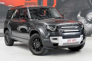 2023 Land Rover Defender 110 P400 SE