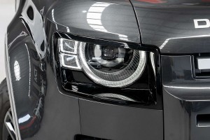 2023 Land Rover Defender 110 P400 SE