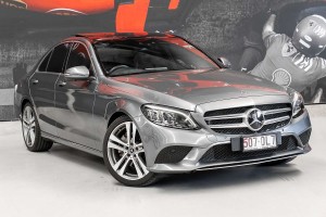 2019 Mercedes-Benz C-Class C300