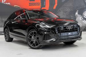 2021 Audi Q8 50 TDI S line