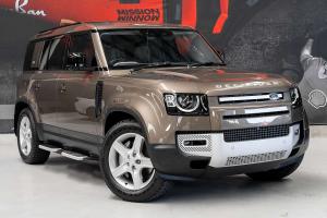 2022 Land Rover Defender 110 D300 SE