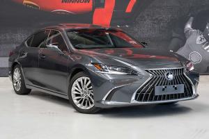 2023 Lexus ES ES300h Sports Luxury