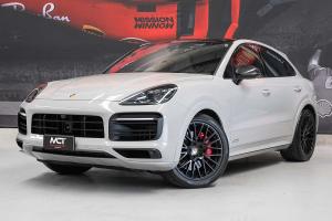 2021 Porsche Cayenne GTS