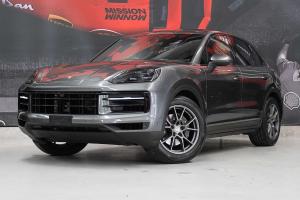 2023 Porsche Cayenne 