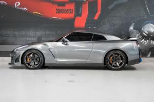 2009 Nissan GT-R 