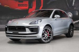 2022 Porsche Macan S
