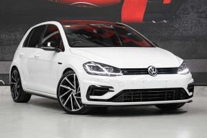 2019 Volkswagen Golf R