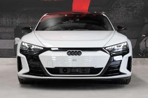 2023 Audi e-tron GT 